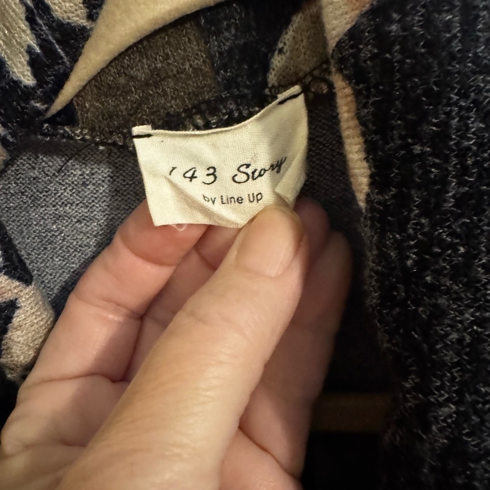 143 Story Cowl Neck Sweater Oversized Stretchy Gray Floral Plus 3X - Picture 6 of 9